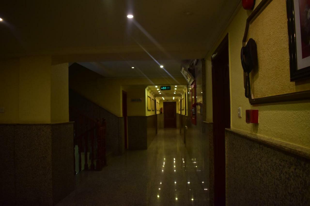 Genac Hotel Lambo Exterior foto